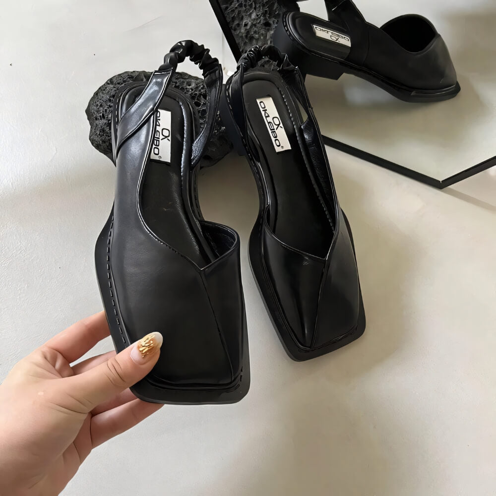 Sandales noires à bout carré et bride élastique