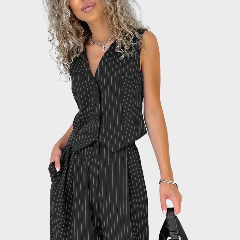 Ensemble rayé femme – gilet chic et pantalon fluide pour un look affirmé