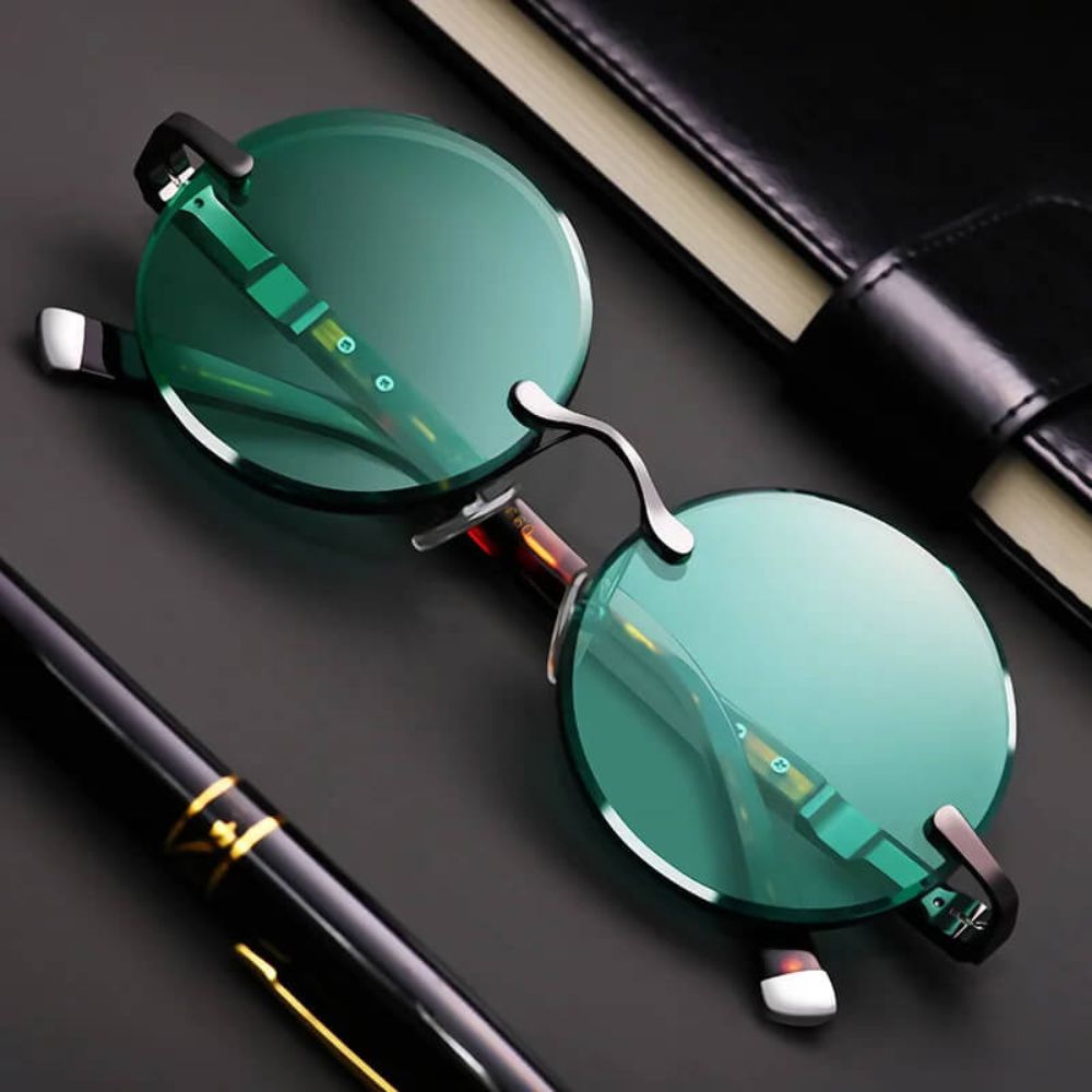 Lunettes de soleil élégantes femme – style rétro chic