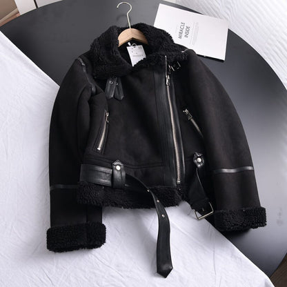 Veste femme courte doublée chaude – col large et fermeture zippée