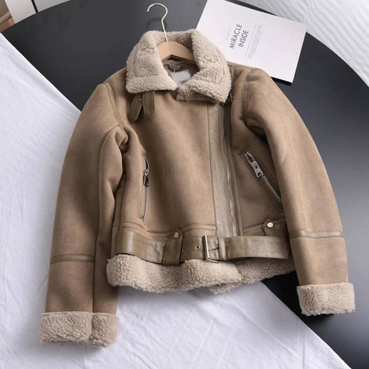 Veste femme courte doublée chaude – col large et fermeture zippée