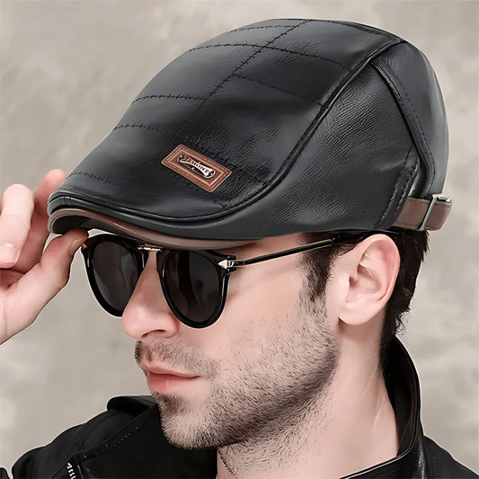 Casquette gavroche élégante en cuir noir – accessoire de mode raffiné et stylé pour homme.