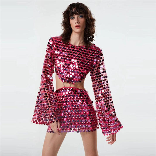 Ensemble deux pièces femme – look pailleté et silhouette affirmée