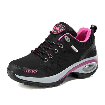 Chaussures de marche femme – confort souple et silhouette moderne