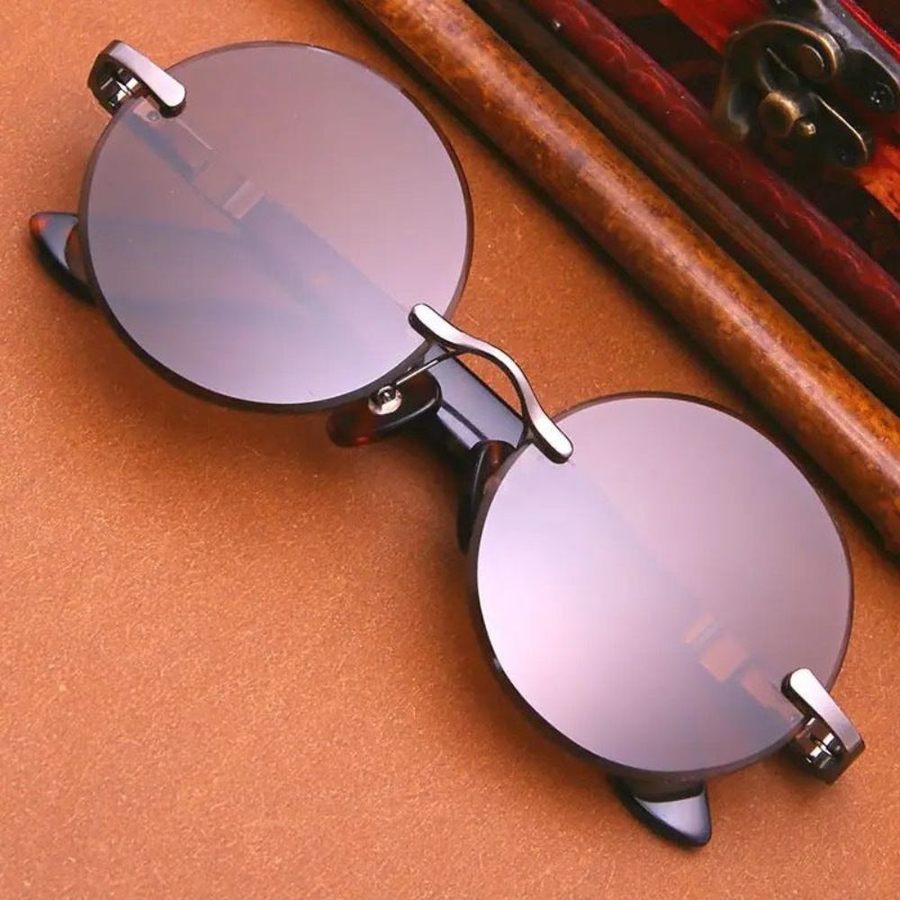 Lunettes de soleil élégantes femme – style rétro chic
